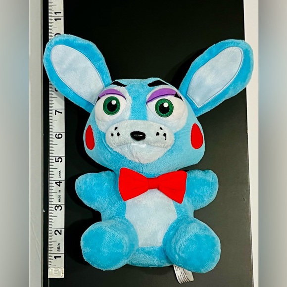RARE Five Nights At Freddys Collectible Lot - Picture 8 of 14